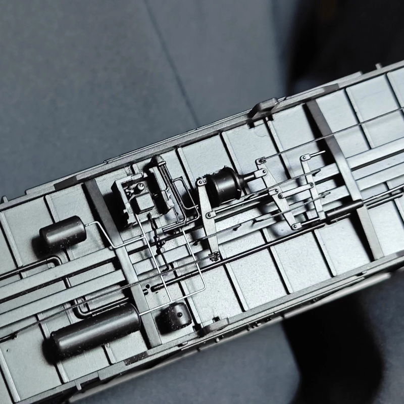 HO Type 1/87 Train Model P64AK - مراجعة Model Kit Train وسعره
