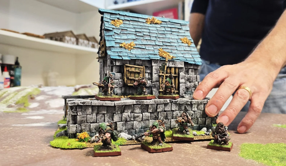 model kit resin kit   KINGDOM  - مراجعة Model Kit Entry Grade وسعره