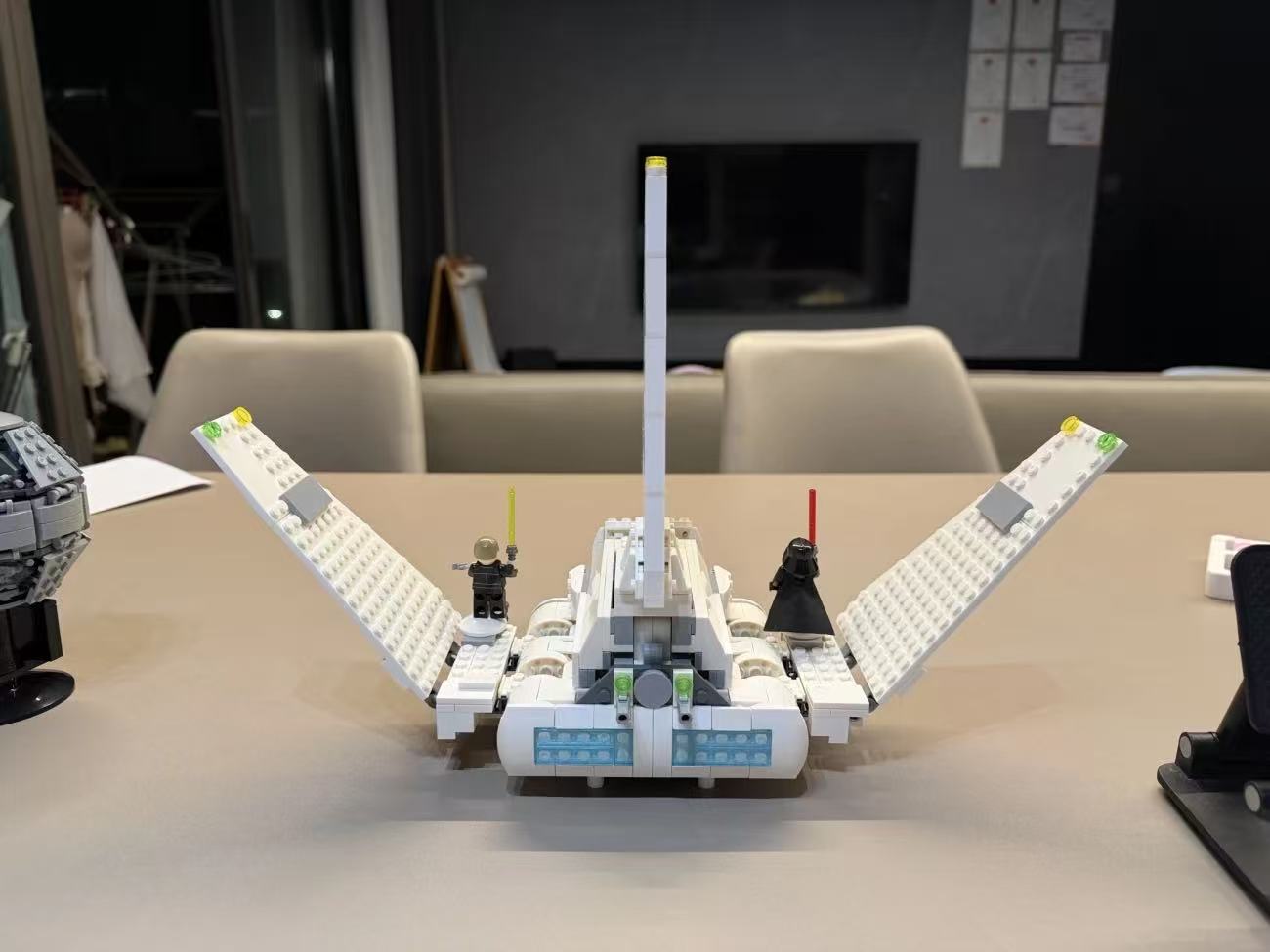Creative Space-Shuttle Battle  - مراجعة Model Kit Battleship وسعره