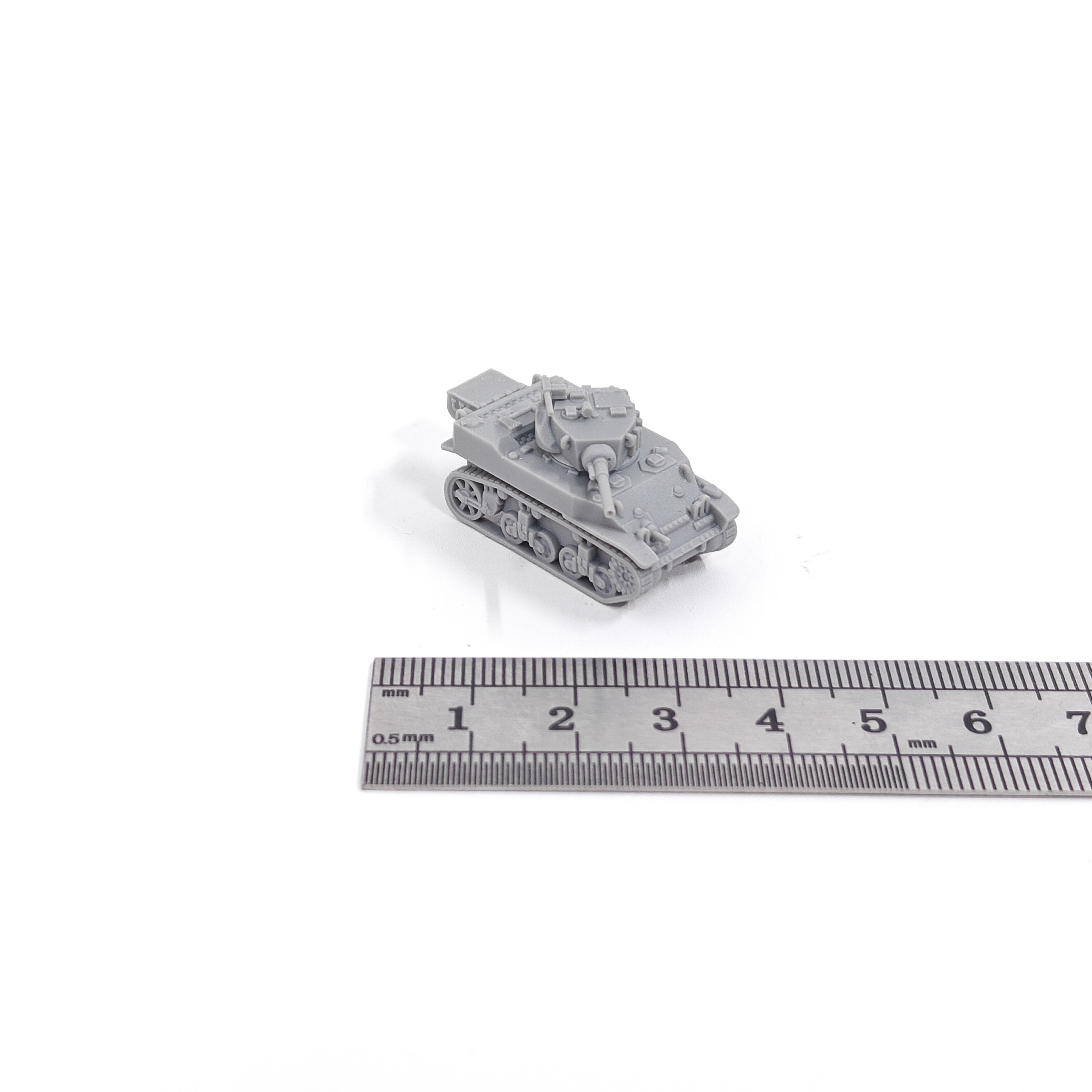 1/144 Scale  M5A1 Stuart Light - مراجعة Model Kit Entry Grade وسعره