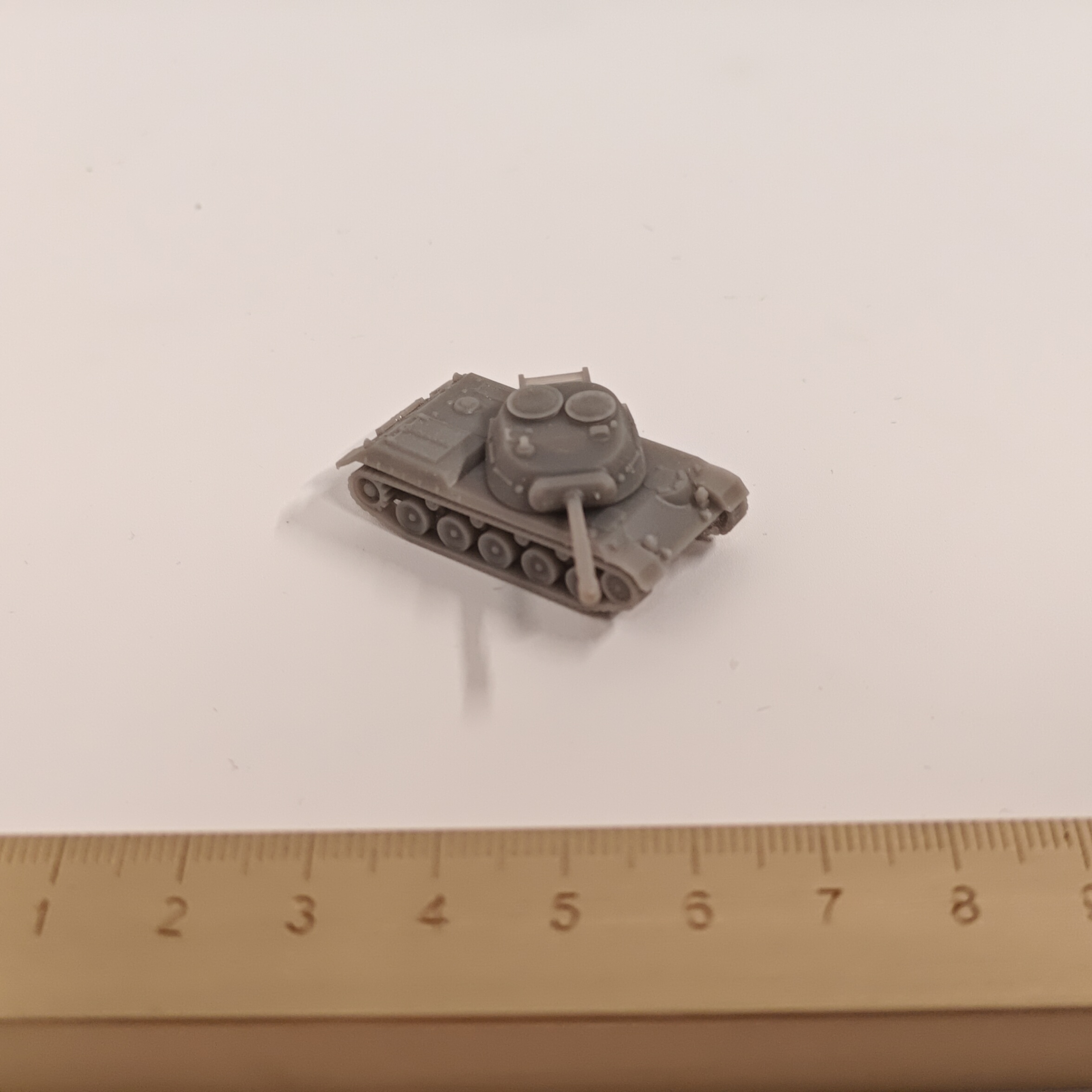 1/144 Scale The Spähpanzer Ru  - مراجعة Model Kit Entry Grade وسعره