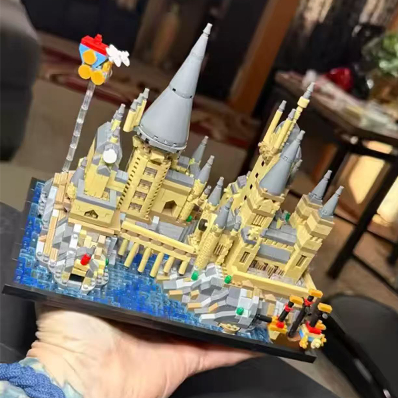 Medieval Magic Castle Harry Po - مراجعة Model Kit Harry Potter وسعره
