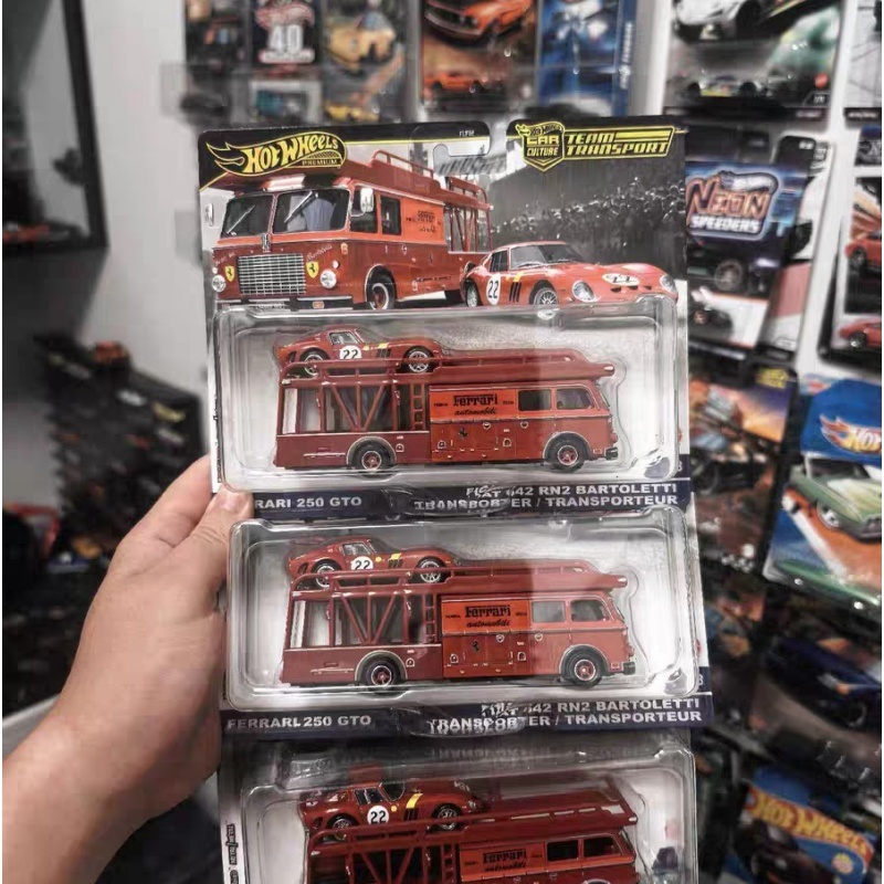 Hot Wheels Premium 1:64 Scale  - مراجعة Model Kit Ferrari وسعره