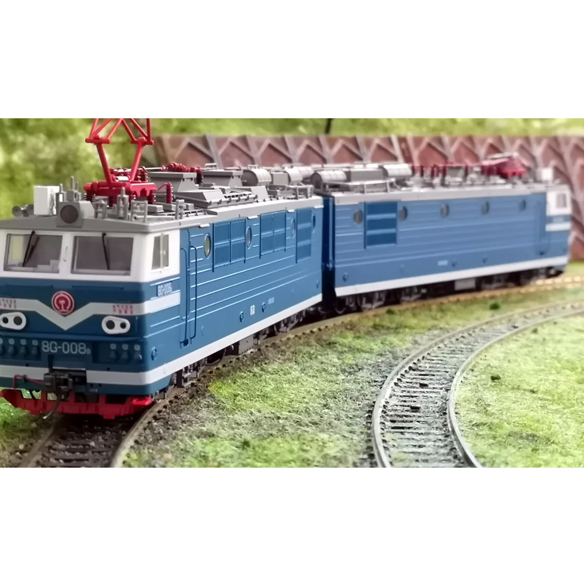 CMR Train Model 8G Electric Lo - مراجعة Model Kit Train وسعره