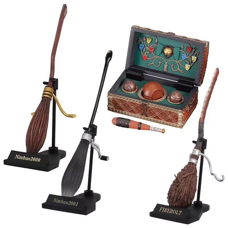 TOMY Genuine 4Pcs Gashapon Har - مراجعة Model Kit Harry Potter وسعره