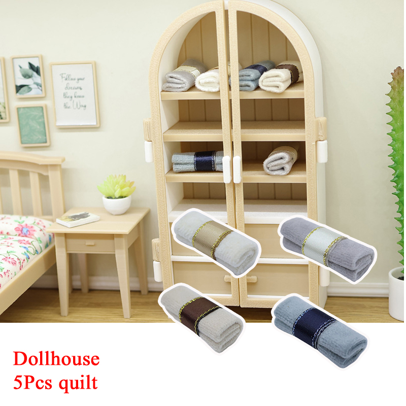 5Pcs 1/12 Dollhouse Mini Quilt - مراجعة Model Kit Toy وسعره